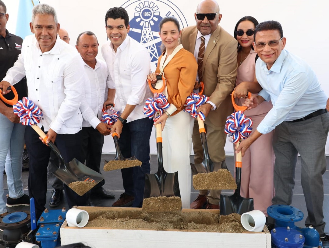 Wellington Arnaud inicia construcción del acueducto Damajagua-Maizal en Valverde con inversión de RD$444.6 millones