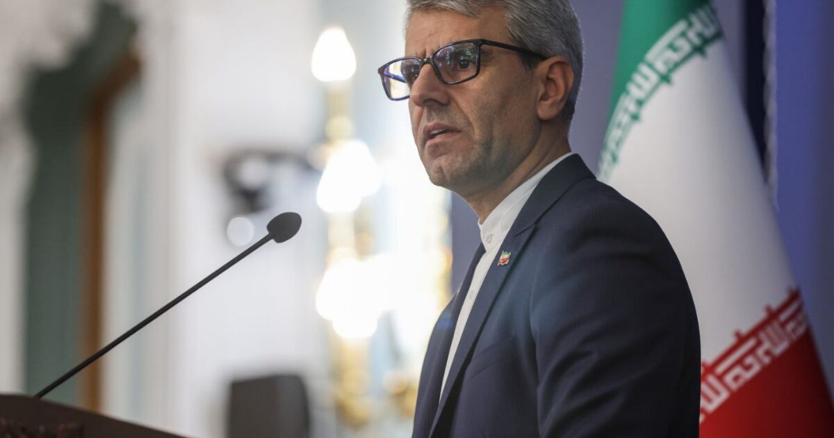 Irán defiende el derecho de Arabia Saudí a desarrollar energía nuclear