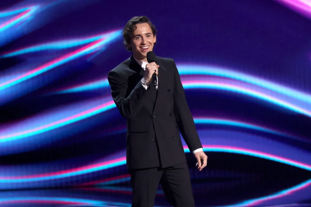 ¡Orgullo dominicano! Marcello Hernández conquista los ESPYS al ritmo de merengue y con la bandera tricolor