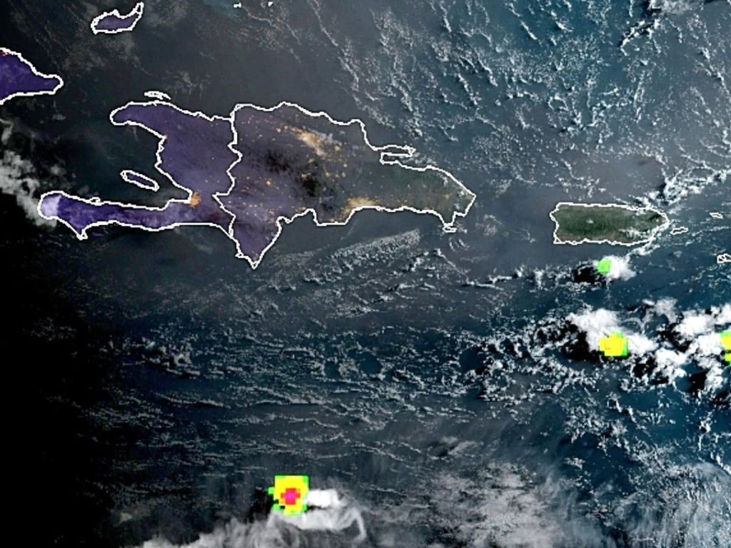 Onda tropical 31 provocará lluvias y mantendrá el ambiente caluroso en el país