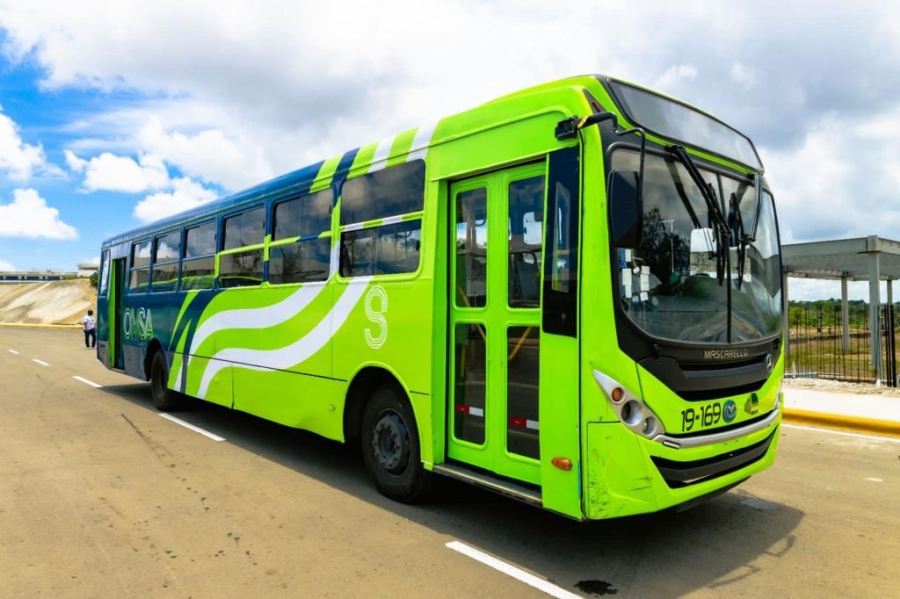 Transporte gratuito y parqueos habilitados para Santo Domingo 2026