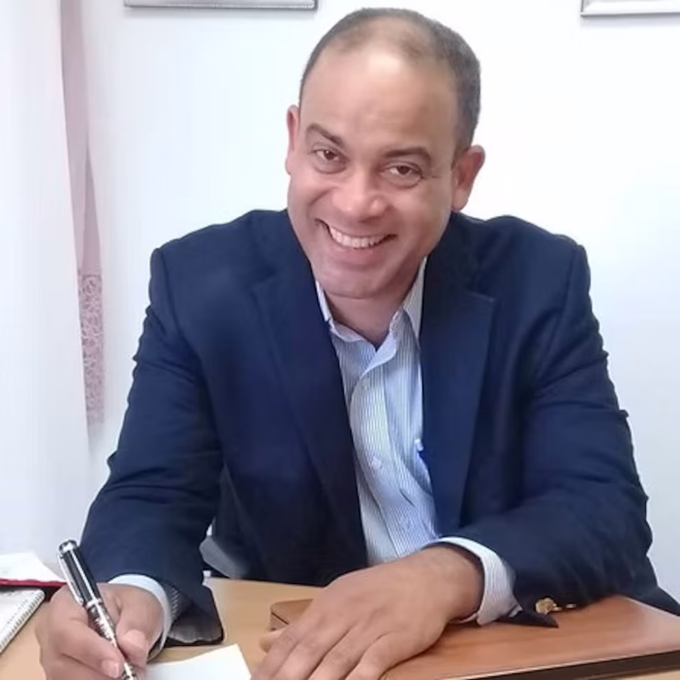 Médico dominicano es arrestado en Nueva York tras muerte de joven que recibió tratamiento antienvejecimiento