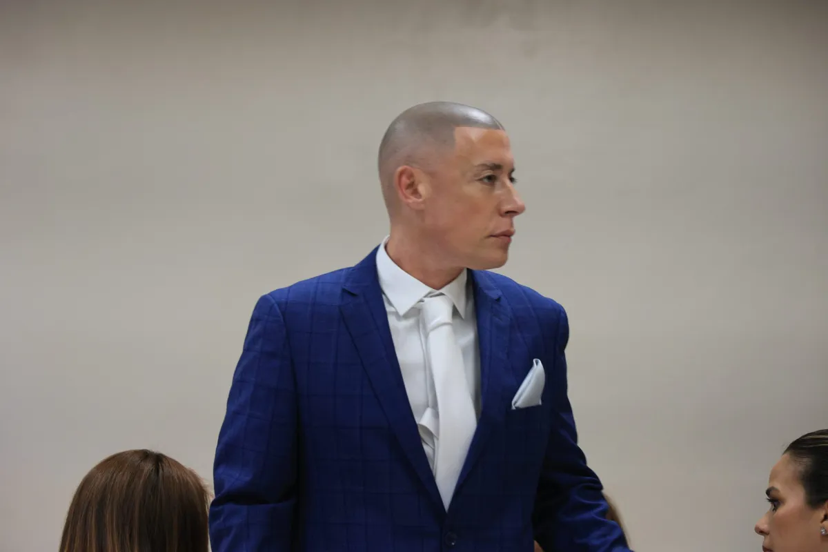 Investigan al rapero Cosculluela por una presunta intimidación contra una mujer