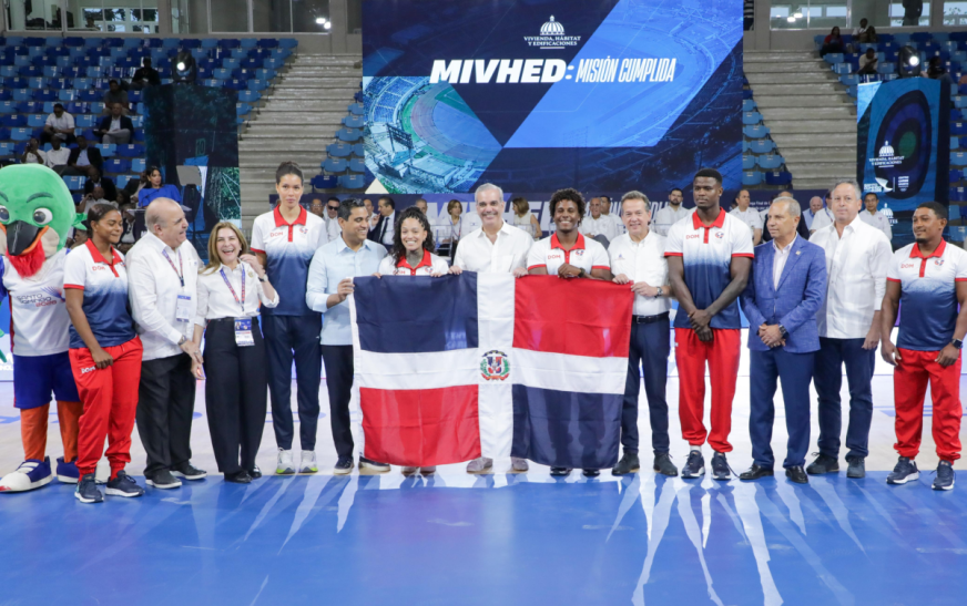 Presidente Abinader entrega pabellones de voleibol y taekwondo a cuatro días de Santo Domingo 2026