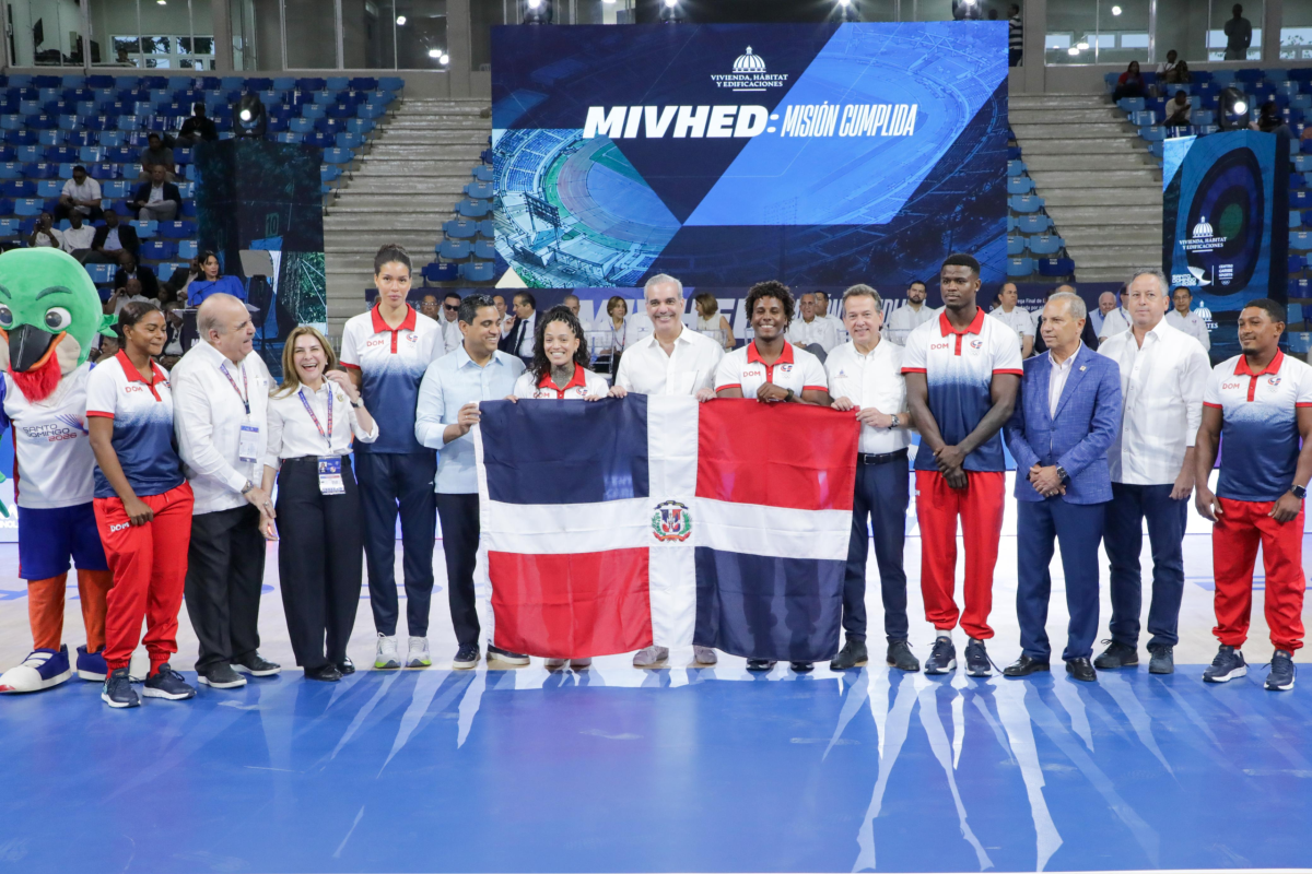 Presidente Abinader entrega pabellones de voleibol y taekwondo a cuatro días de Santo Domingo 2026