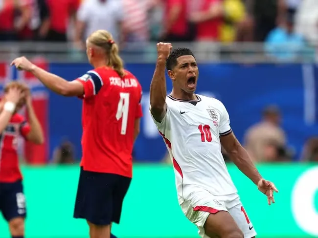 Inglaterra avanza a semifinales con doblete de Bellingham