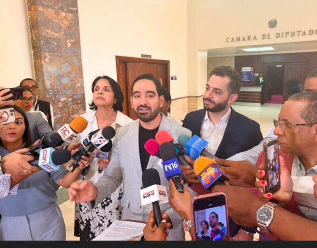 Opción Democrática propone incrementar sanciones contra corrupción y eliminar delito de ultraje
